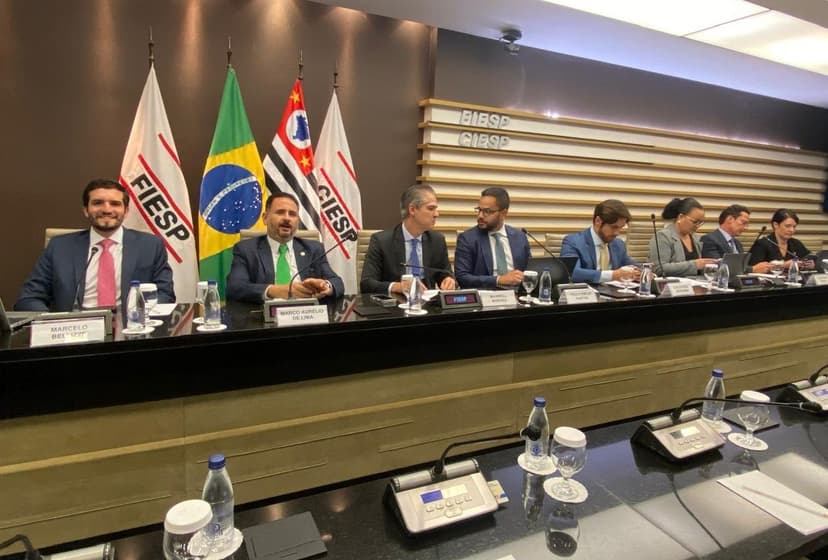 Pleno mantém pena de dois jogos a volante do Criciúma