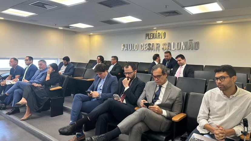 Pleno do STJD suspende Pedrinho, presidente do Vasco, por 15 dias